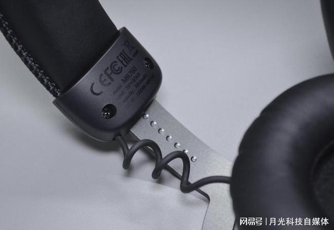 无线耳机：沉浸音效与舒适体验的完美结合AYX爱游戏血手幽灵MR760生物振膜(图3)